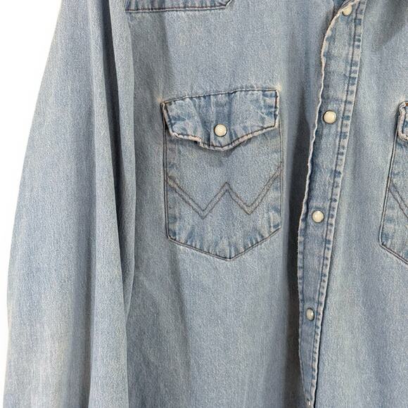 Wrangler 90s VTG Distressed Pearl Snap Denim Shirt Mens L Western Long Sleeve - Picture 5 of 16